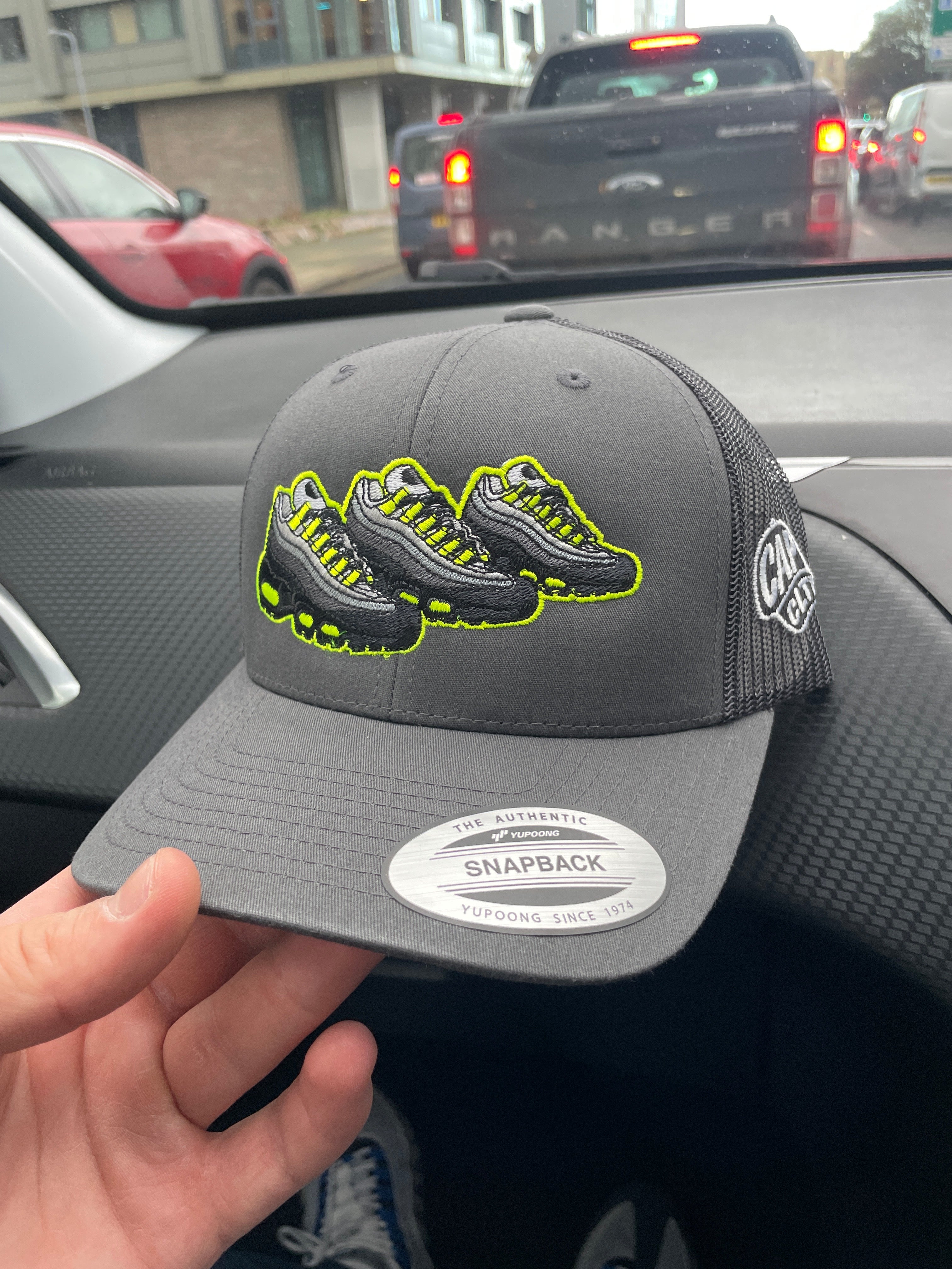 NEON Caps 🧢